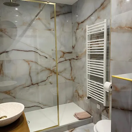 L'instant - Center - Jacuzzi *